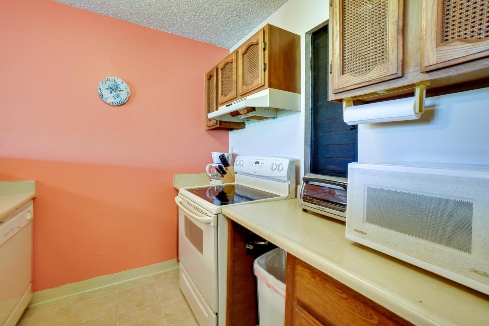 Quiet Maunaloa Condo With Pool, Ocean Views! Kültér fotó
